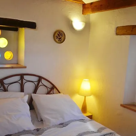 Le Pigeonnier Bed & Breakfast 3*