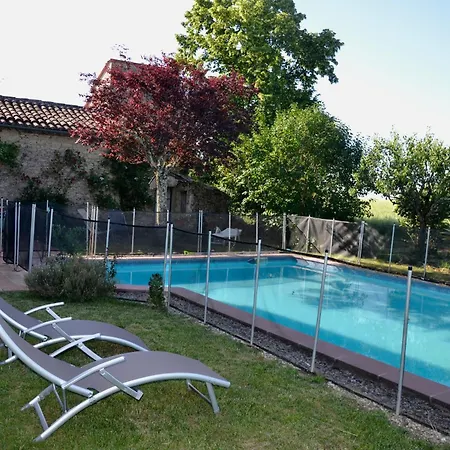 Le Pigeonnier Bed & Breakfast 3*