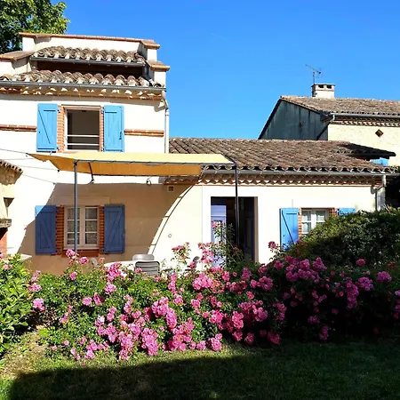 Le Pigeonnier Bed & Breakfast 3*